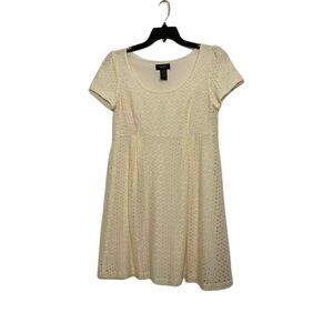 Alyn Paige New York Lace Overlay Short Sleeve Classic Vintage Style Dress